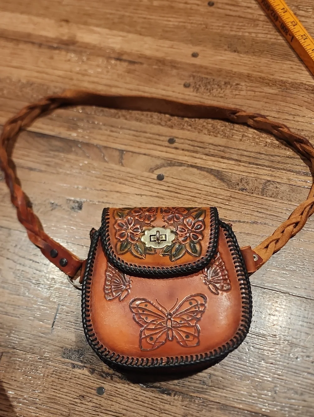Vtg Hand-Tooled Brown Leather Butterfly Crossbody Bag